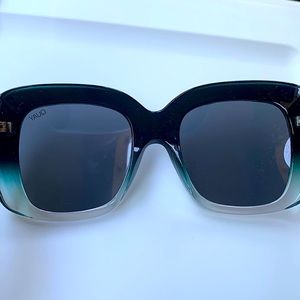 Quay Day After Day 125